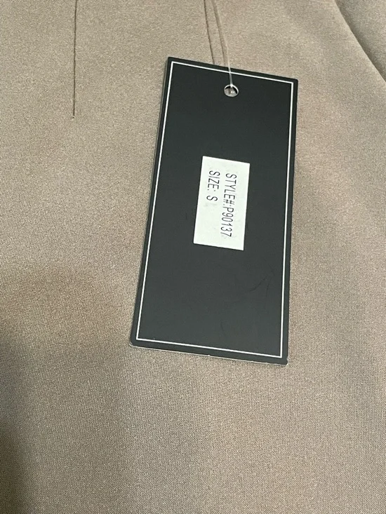 Active USA Cream Slim Pull-On Leggings with Gold Zip Accents - Picture 10 of 12